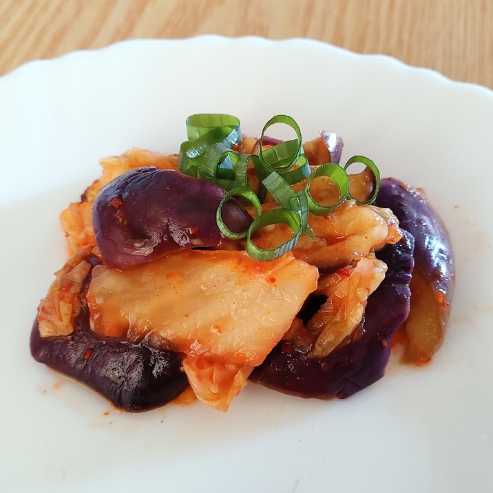 ピリ辛で美味しい☆なすのキムチ和え